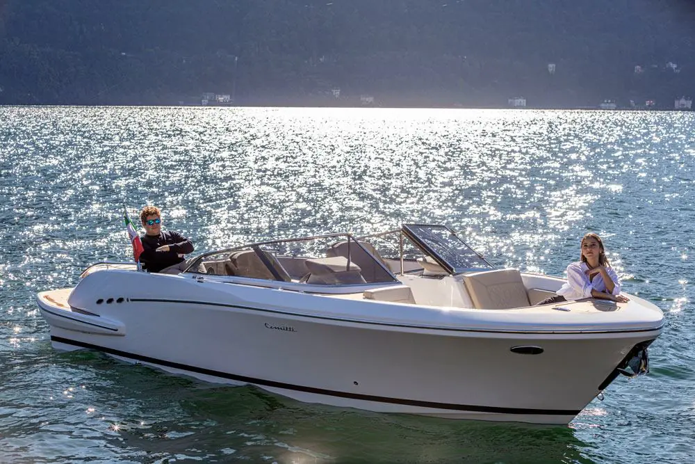 Comitti One 780 — motorna jahta 7,8 m, fotografija 3 od 4